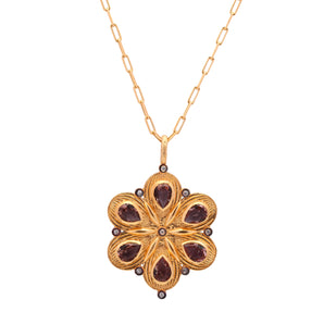 The Stilus Flower Themed Necklace