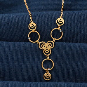 Cylindrical Charm Bears Themed Necklace