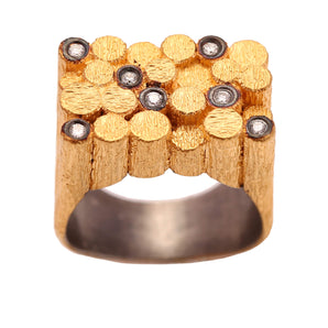 Daphnis Themed Ring