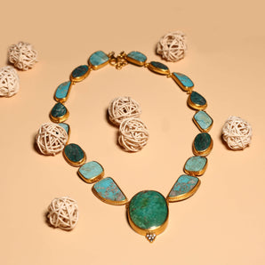 Different Looking Turquoise Stone Necklace
