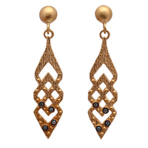 Spear Motif Earring