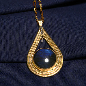 Echo and Zeus Themed Waterdrop Shaped Necklace