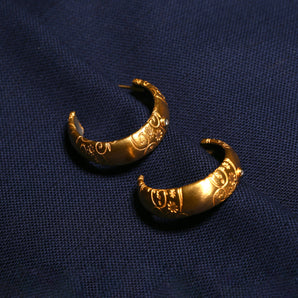 Lakshmi’s Flowers Motif Earring