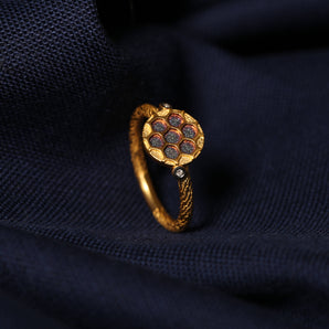 Honeycombs Motif Ring