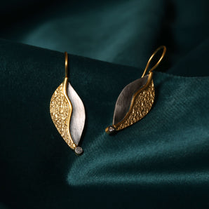 Bay Leaf Motif Earring