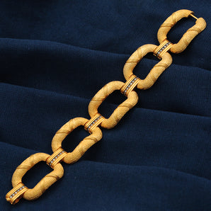 Chain Themed Bracelet