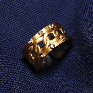 Interlocking Ring Figure Ring
