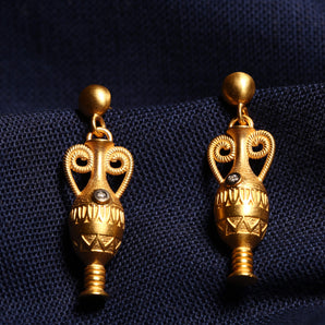 Hadra Vase Motif Earring