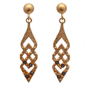 Spear Motif Earring