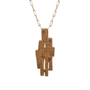 Wall Motif Necklace