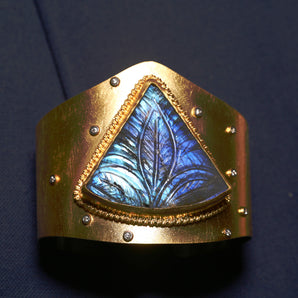 Inuit Mythology Themed Labrodorite Stone Bracelet