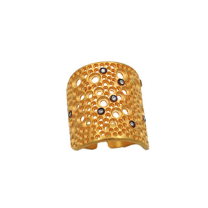 Unevenly Spaced Ring